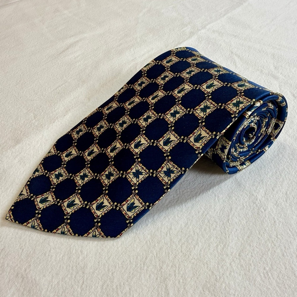 Verugia Como Italy Silk Tie Blue Geometric Floral Medallion Necktie Classic